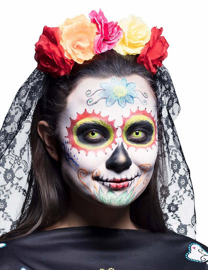 Detalj prikaza s make-upom žutih UV fantazijskih leća za odrasle