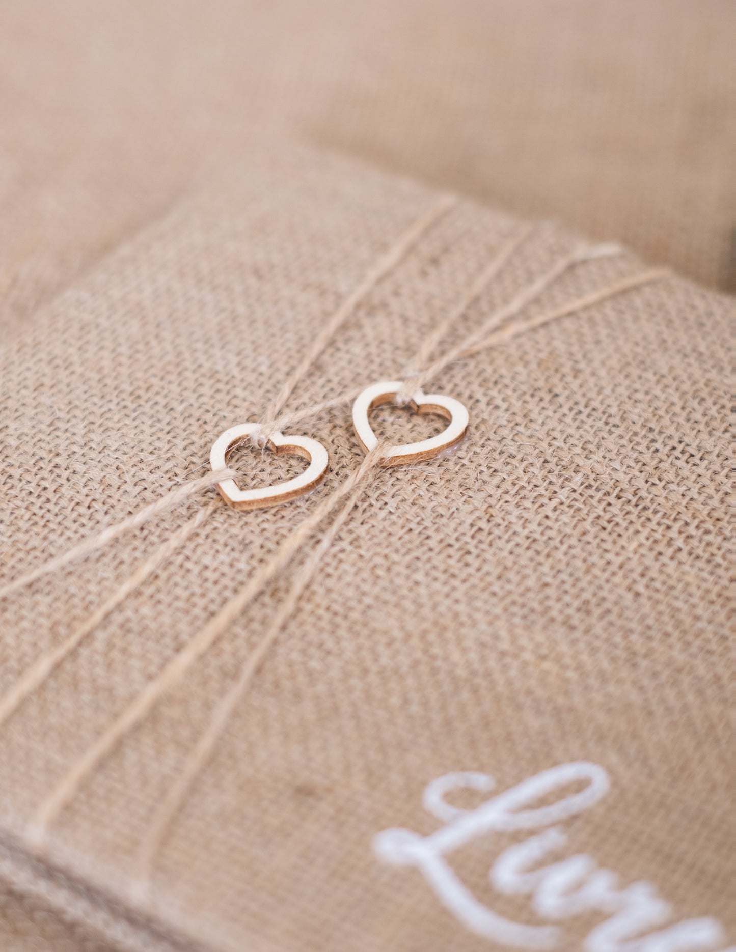 Zlatna knjiga Jute 64 stranice 16,5 x 24 cm