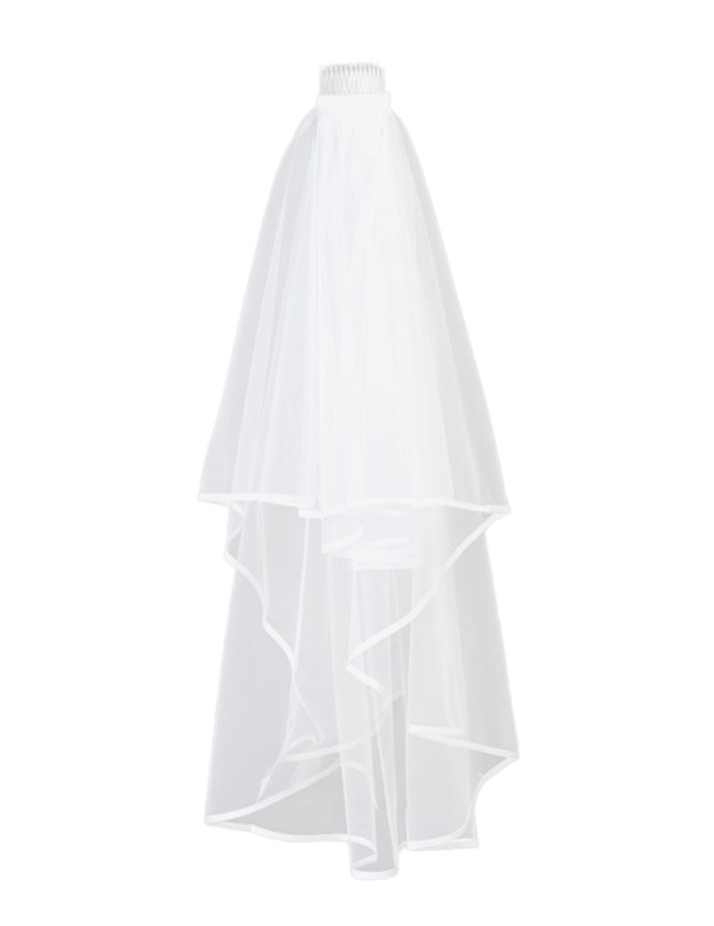 Dugi bijeli vjenčani veo