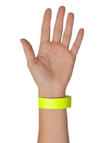 Set od 50 žutih narukvica za događanja 