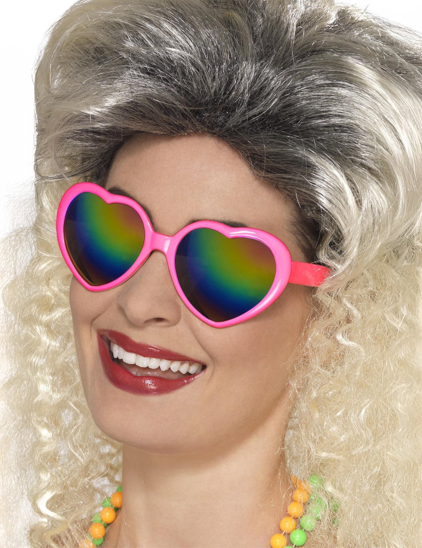 Srčane naočale s raznobojnim naočalama žena