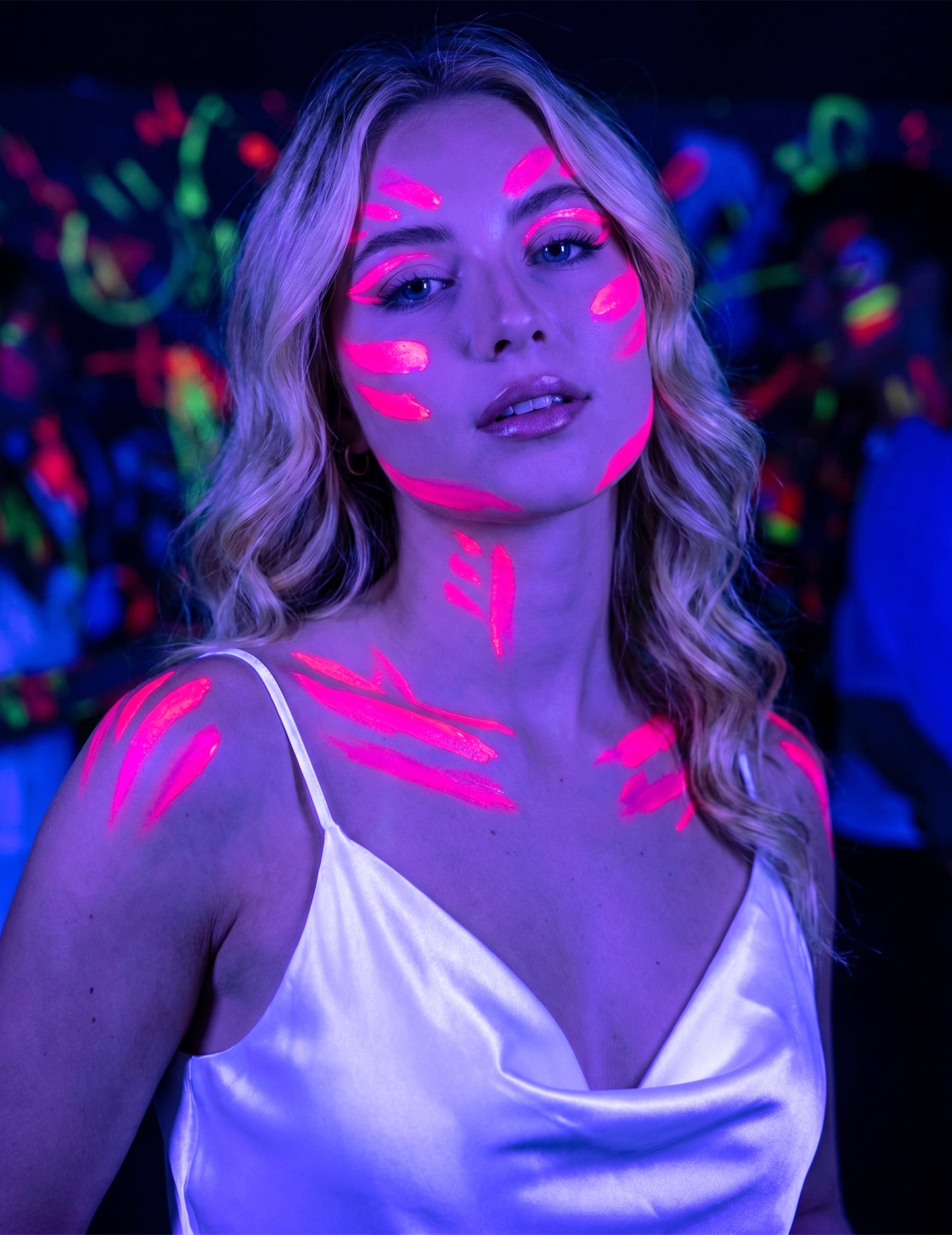 Neon ružičasta fluorescentna šminka 7,8 g 