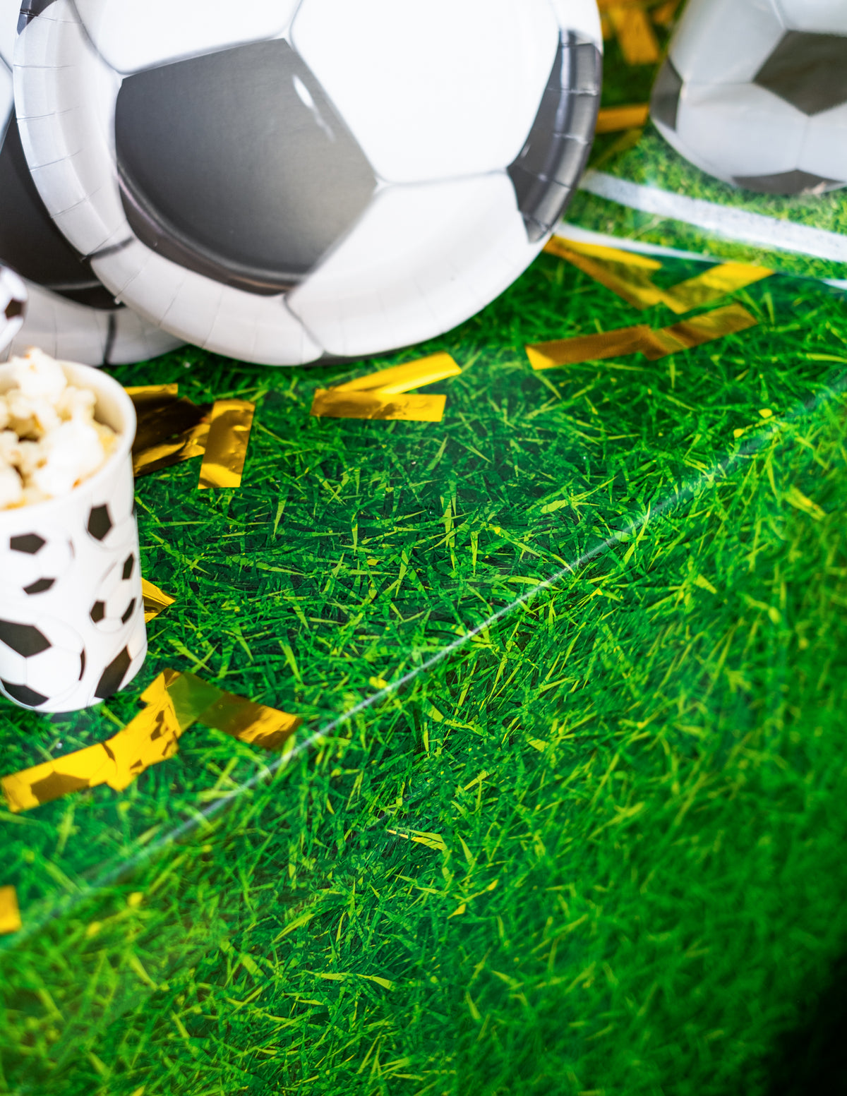 Nappe effet herbe pour fête verte en plastique