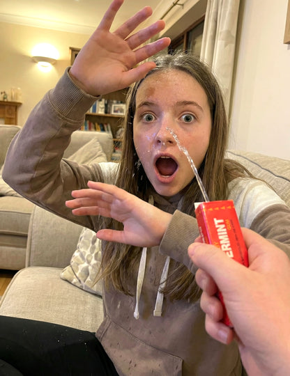 Paket žvakaćih guma s vodenim sprejem - šale i trikovi 