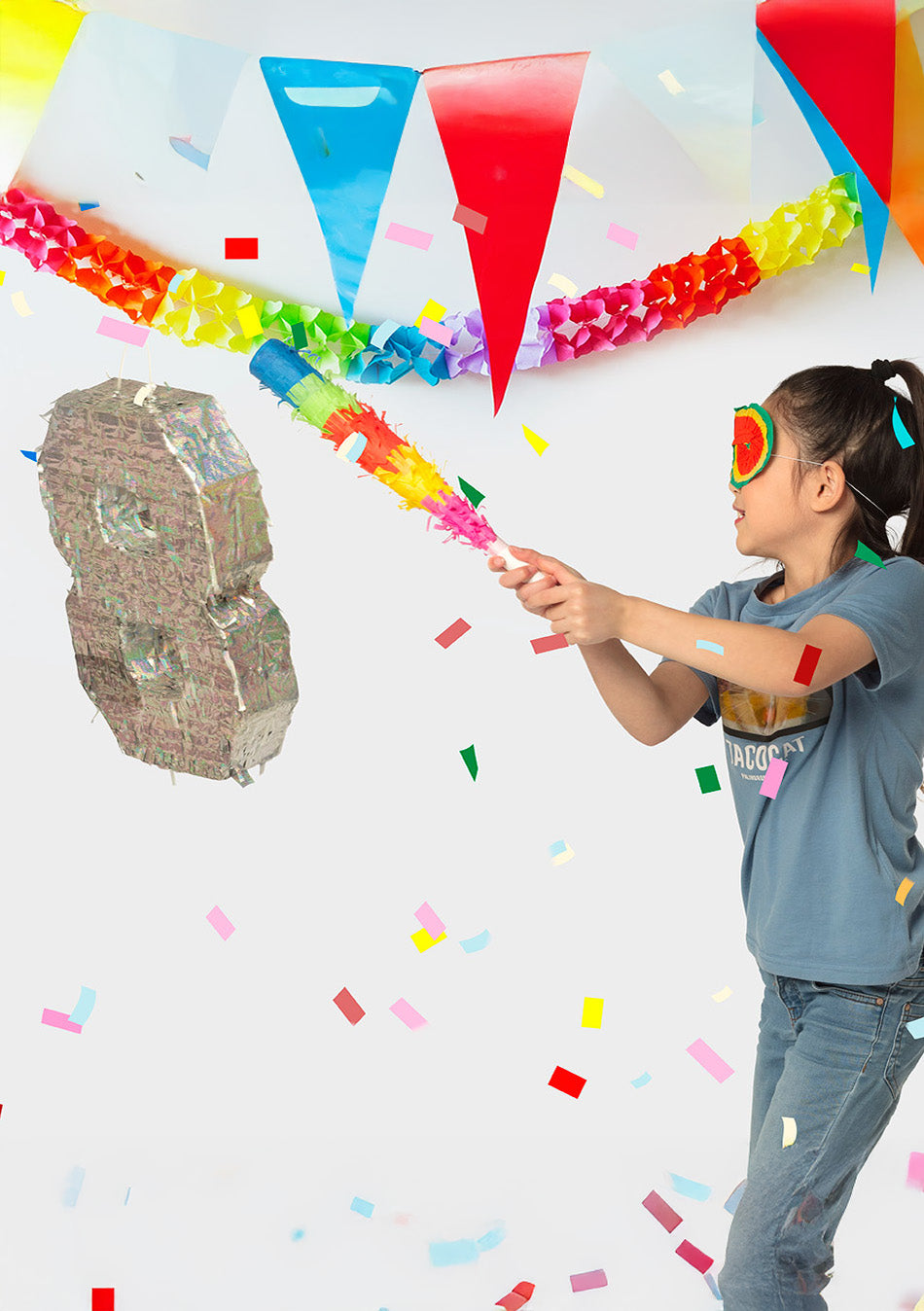 Srebrna holografska pinjata, broj 2, 40 x 28 x 8 cm za rođendan