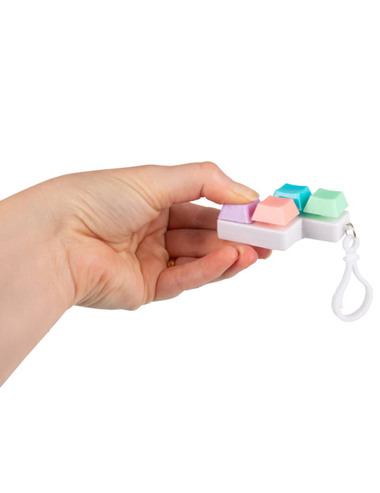 Mise en situation du porte-clés clavier fidget