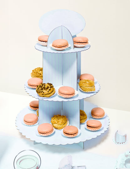 Bijelo-plavi kartonski stalak za kolačiće 30 x 42 cm za baby shower