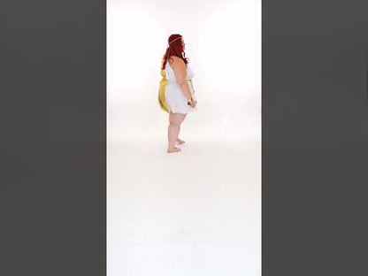 Velika veličina prerušava rimsku božicu sa ženskim ogrtačem