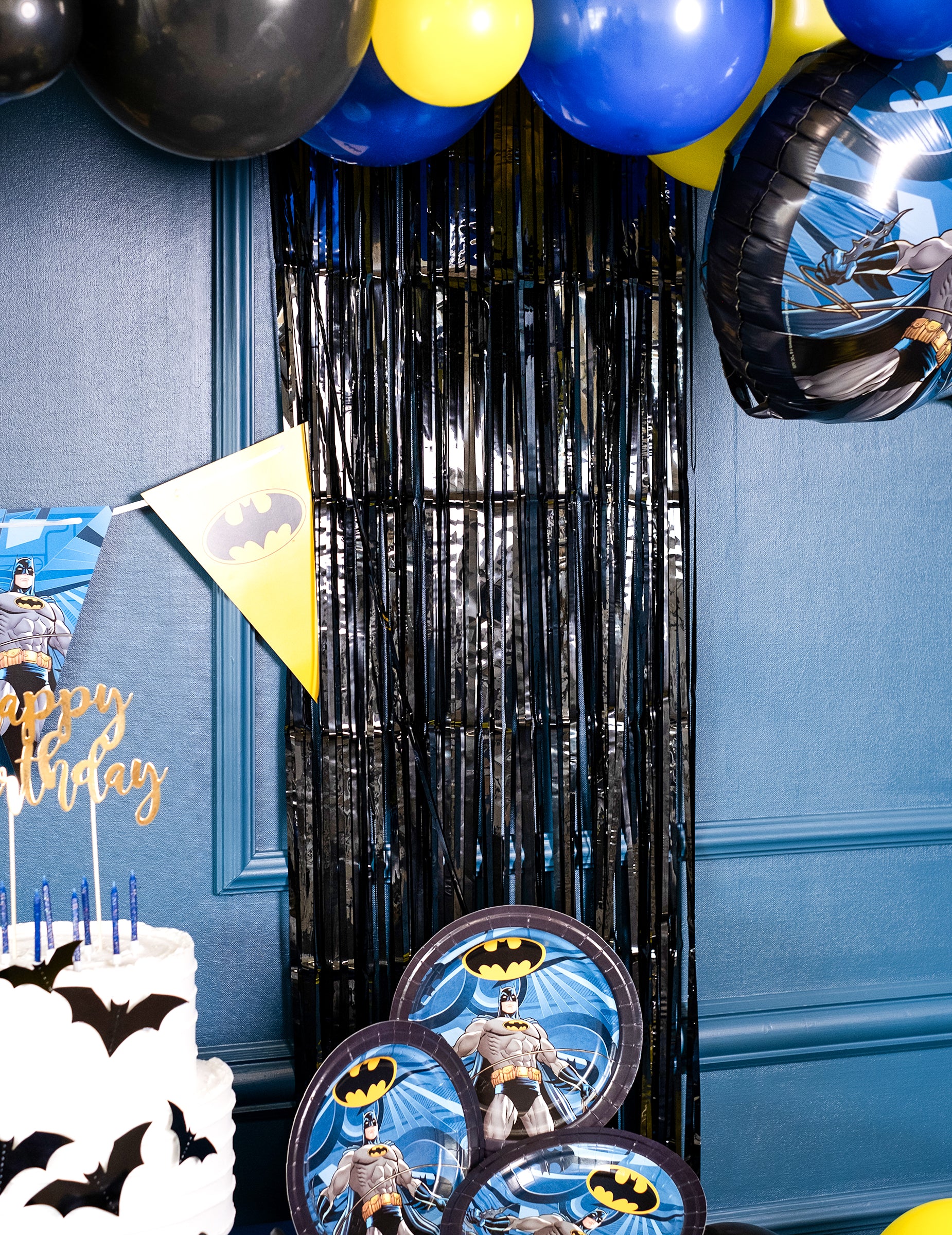 Mise en scène d'anniversaire Batman du rideau scintillant pour fête noir