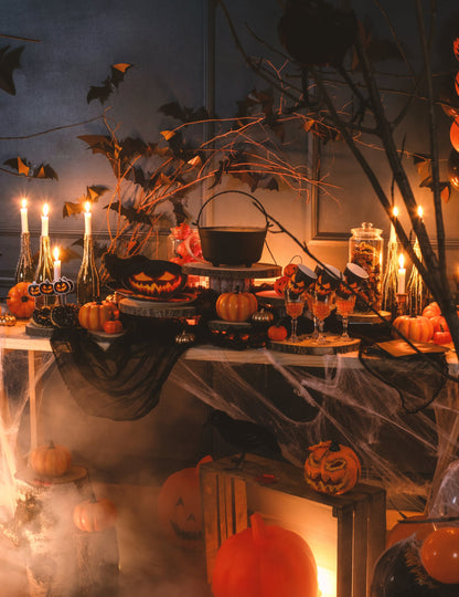 Mise en ambiance Halloween du rondin de bois naturel pour décoration