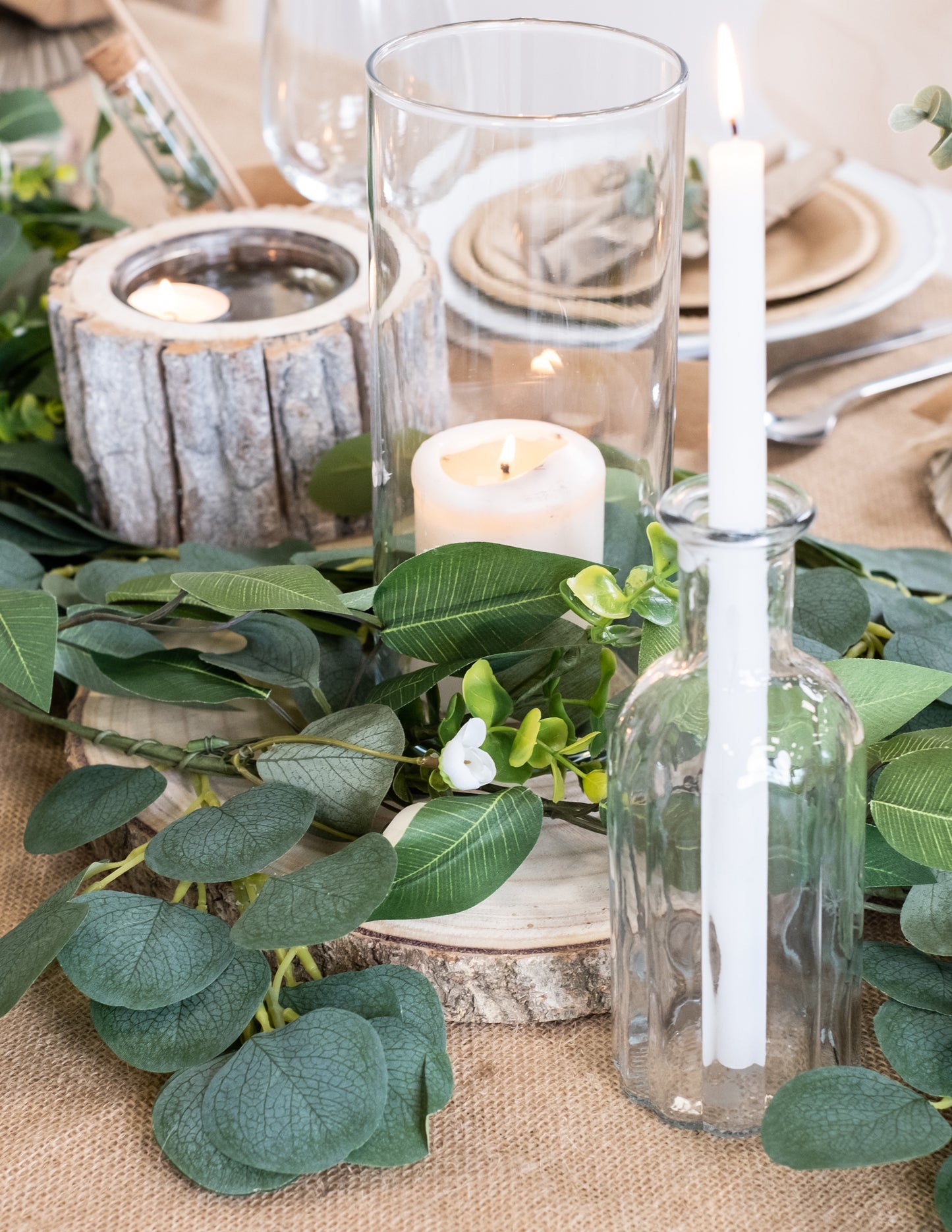 Prirodni drveni trupac 28 do 33 cm za središnji ukras