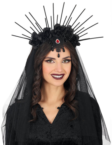 Ženski cvjetni traka s crnim velom