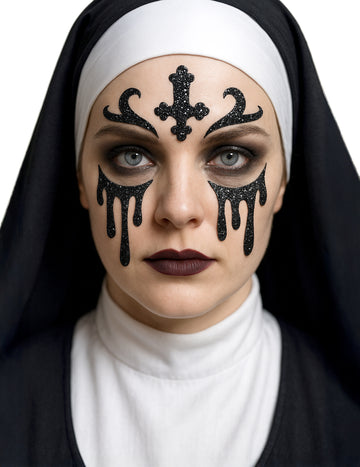 Crne tetovaže blistave redovnice