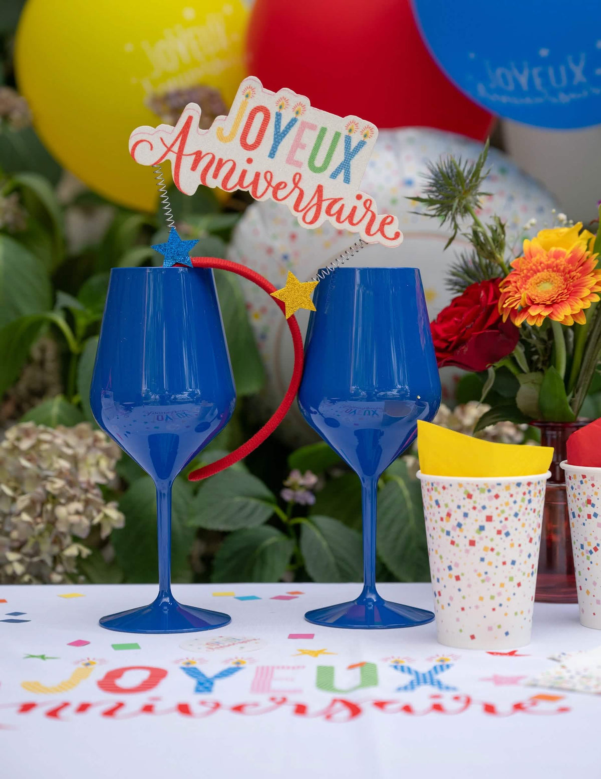 Tamnoplava čaša za vino na stalku 47 cl