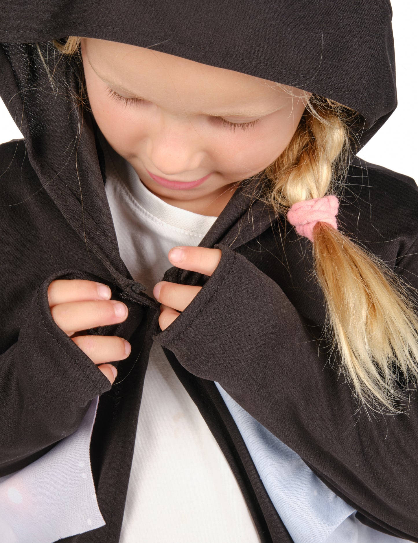 Crna i ljubičasta dječja jakna