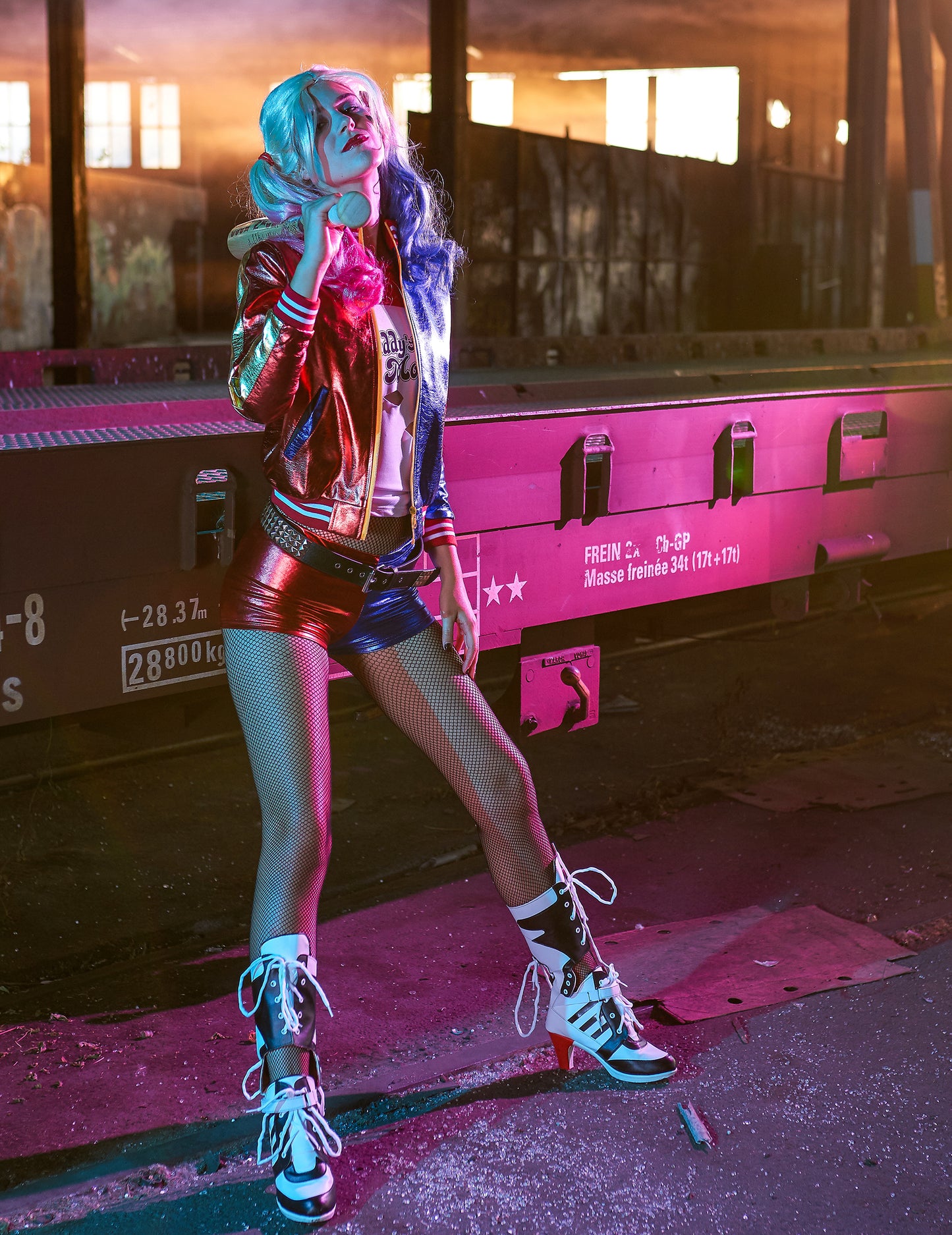 Integrirana jakna i majica Harley Quinn samoubojica žena